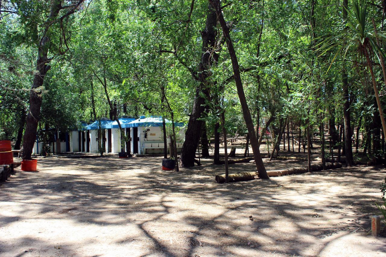 Ramma Camping Hostel Villa Gesell Exterior photo